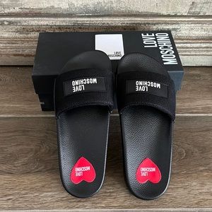 Black Love Moschino Slides size US womens 9 NEW